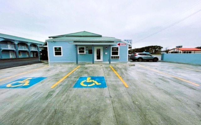 Pelican Inn by Belvilla Aransas Pass, TX