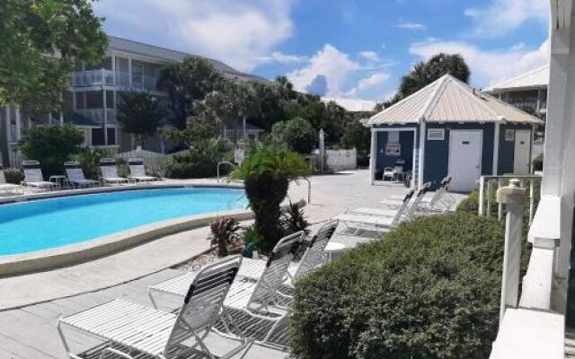 Summer Breeze Condominium 211