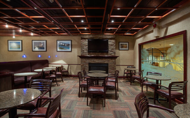 Four Points by Sheraton Point Edward Sarnia