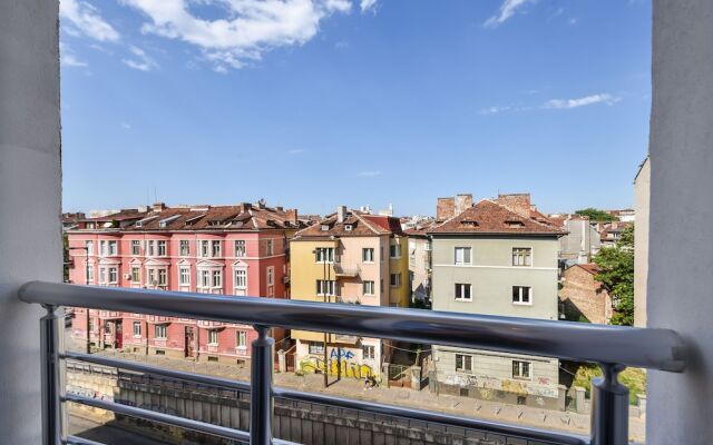 FM Luxury 2-BDR Apartment - Sofia Dream on Skobelev Blvd.