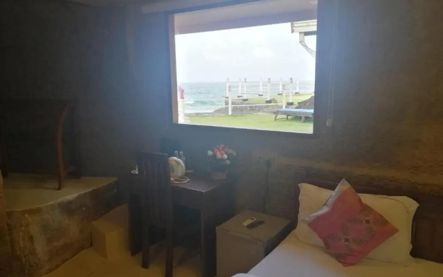 Scarlet White Resort