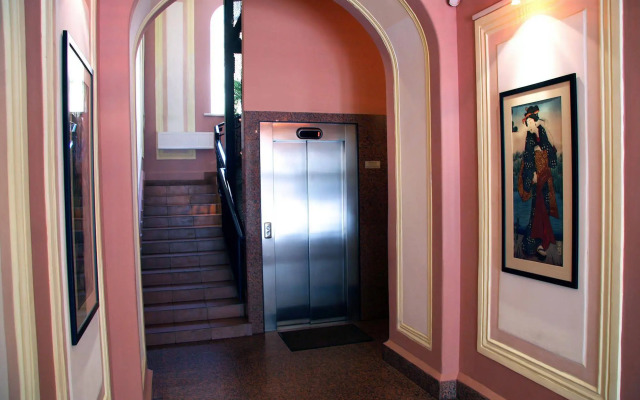 Стоуни Айлэнд на Каменноостровском