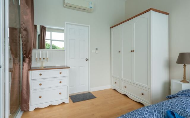 102 - 1 Bdr Pool Access Condo Boathouse Hua Hin