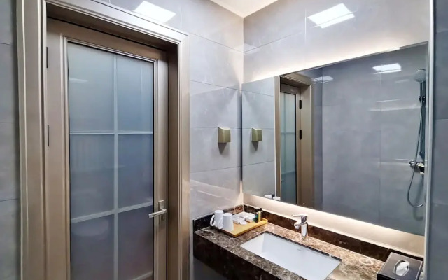 Beijing Huatongxin Hotel