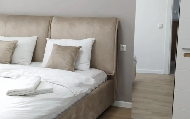 VIP Apartments on Avalon