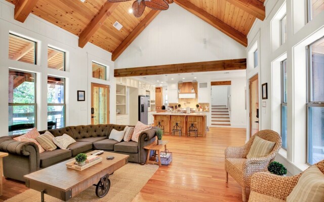 New Braunfels' #1 Getaway