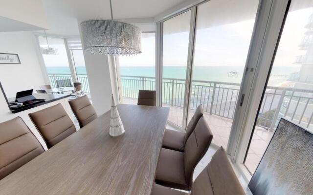 Oceanview Apartments in Sunny Isles