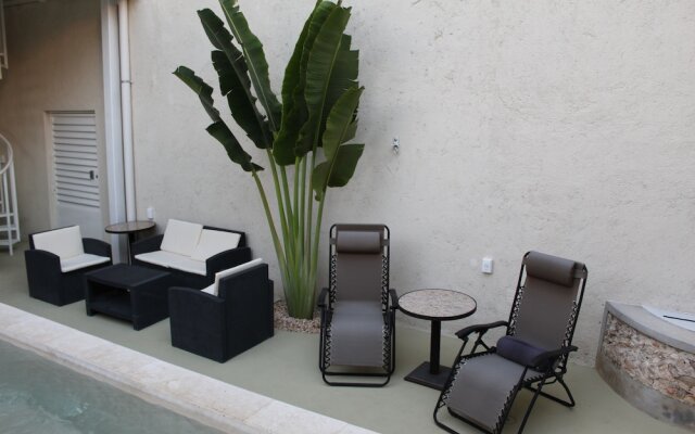 Door54 Guest Suites