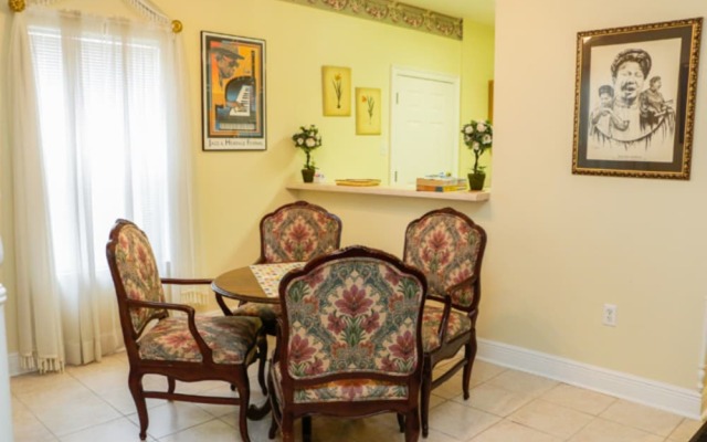 Hubbard Mansion B&B