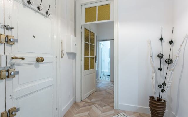 Coeur Urbain Apartments - Gare Comedie