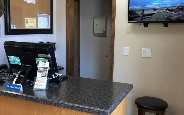 Super 8 by Wyndham Florence OR