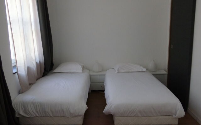 Nationale AppartHotel