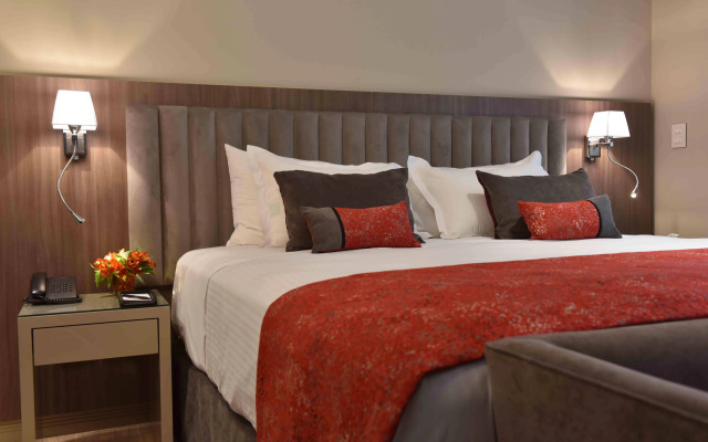 Arc Arenales Studios & Suites