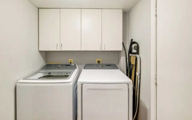 Family Retreat w/ Fenced Yard in Woodbridge!