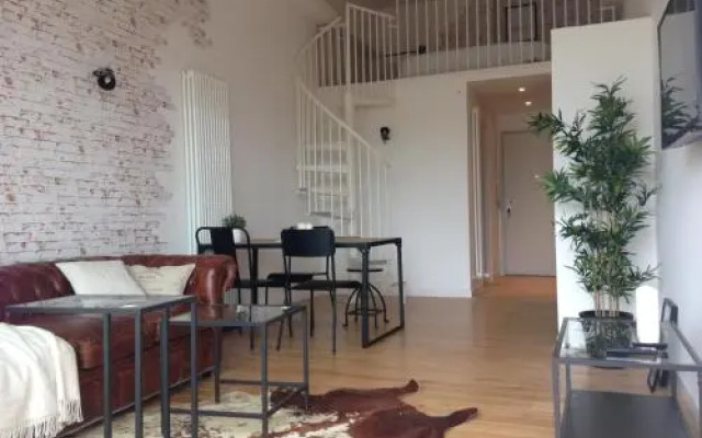 Galatea Halldis Apartment