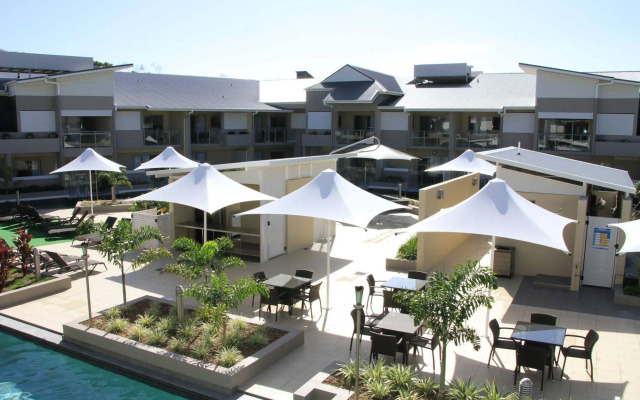 1770 Lagoons Central Apartment Resort
