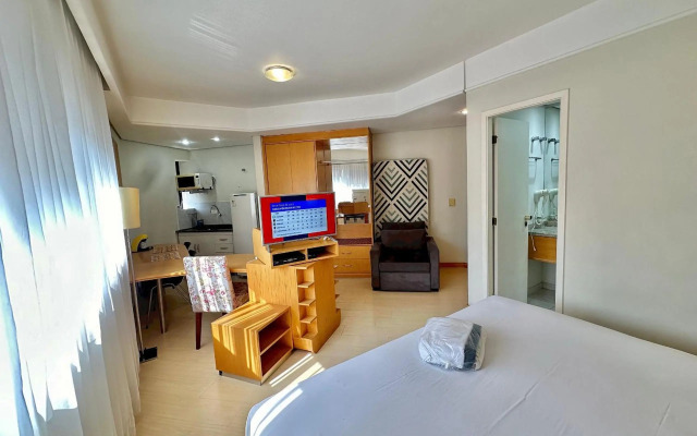 Bienal First Class Flat Service - UH403
