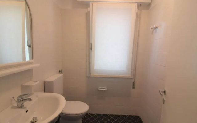 Spacious Flat 200mt From the Beach