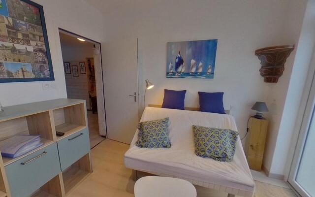 Appartement Port-Louis, 1 pièce, 2 personnes - FR-1-349-143