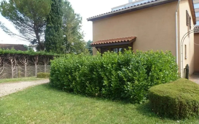 Beaujolais Home