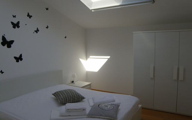 Modern Apartment in Pula Near Beach