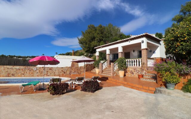 1143 Villa Serymar