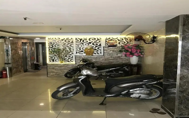 Hoang Yen Nhi Hotel by ZUZU