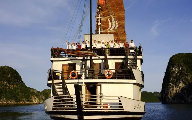 Pelican Halong Cruise