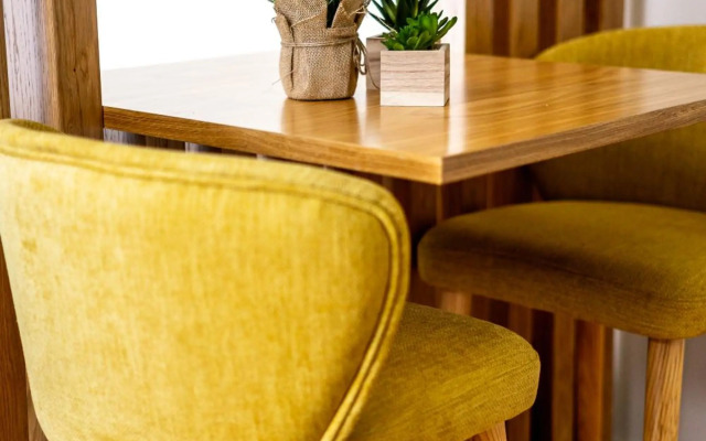 Mouzinho 129 - Medronheiro & Oliveira