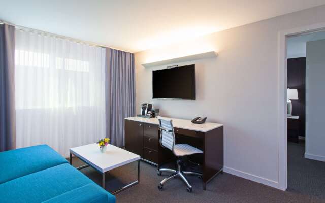 Hotel Lucent