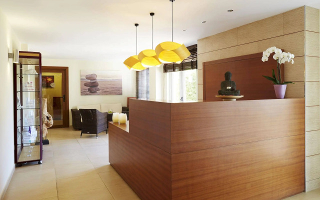 Grupotel Macarella Suites & Spa