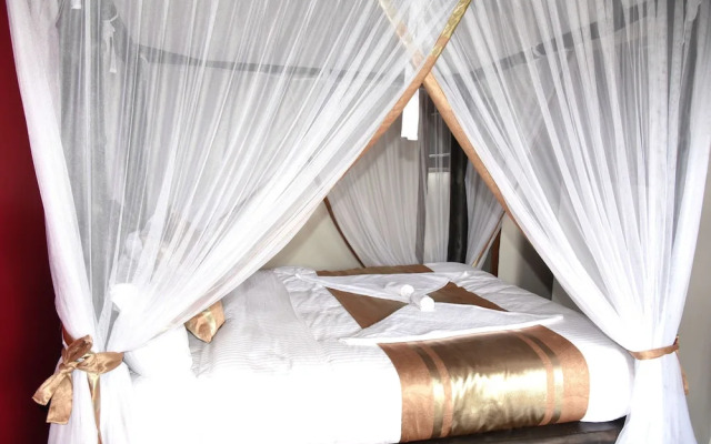 The Old Kings Lodge and Resort