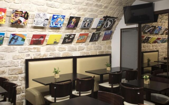 Отель Absolute Paris République