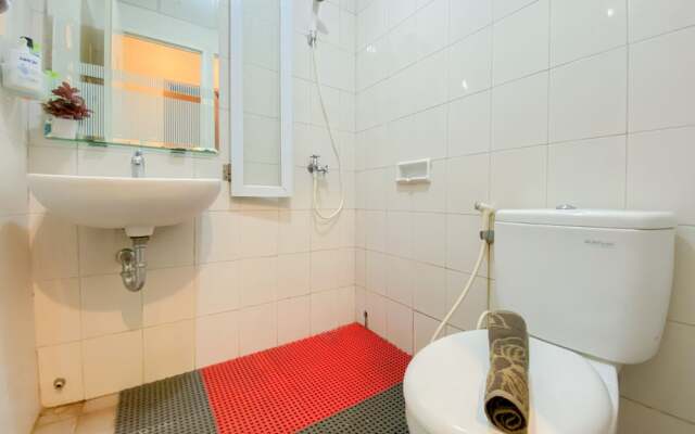 Homey And Warm 2Br At Signature Park Grande Apartment