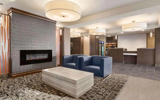 Days Inn & Suites Yorkton
