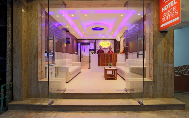 Hotel Arch Suites