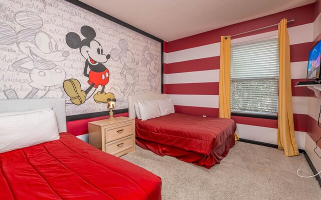 Brand New Luxury Townhome w/ Pvt Pool Close to Disney Parks by Redawning