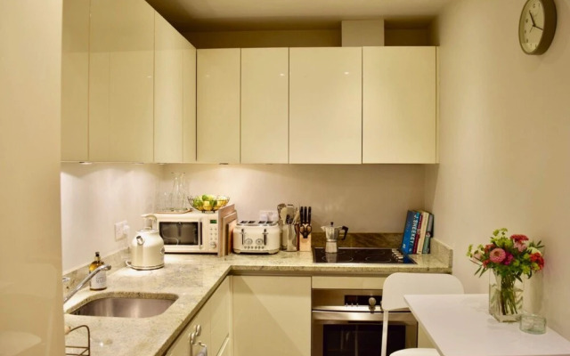 Stylish, Luxury Near Shoreditch High Street