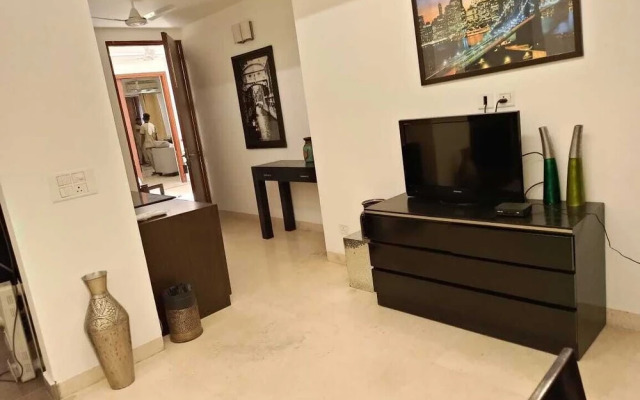 Asian Suites Premium B 709 Huda City
