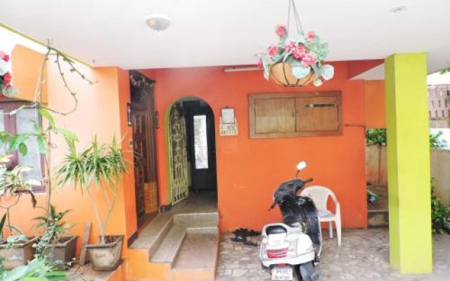 Huge Bungalow at walking distance to main Bus stand