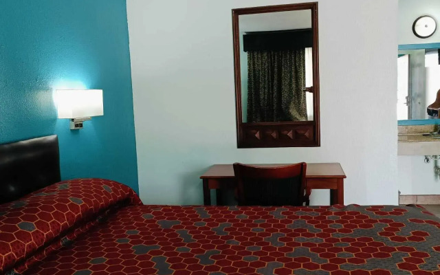 Budget Inn By OYO Edinburg Hwy 281