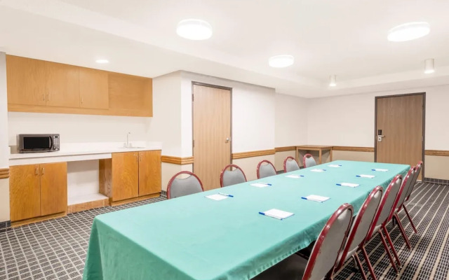 Baymont Inn & Suites Marshalltown