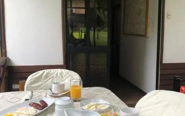 Gad Gha Kum - El Mensajero Lodge