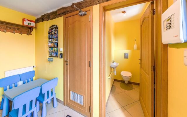 Modern Cottage in Rochefort with Private Garden