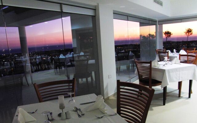 Royal Blue Hotel and Spa Paphos ex Pafiana Heights