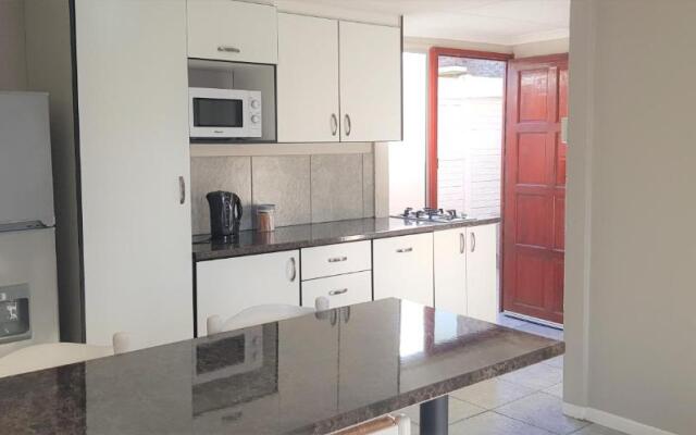 Kelzane Self-Catering
