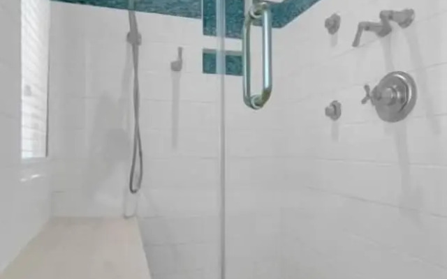 Yacht Harbor Court 31