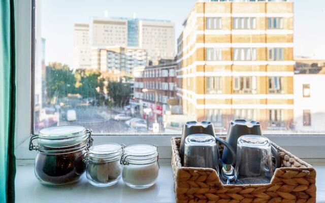 Donatello Rooms Aldgate
