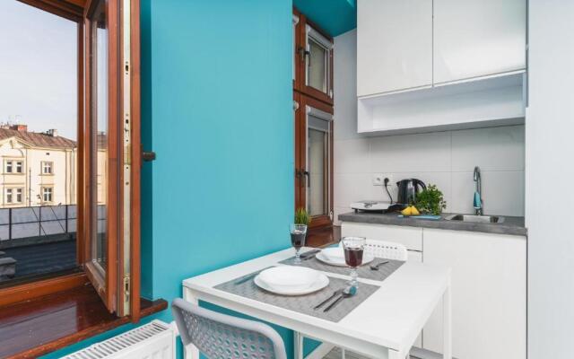 K12 Apartments