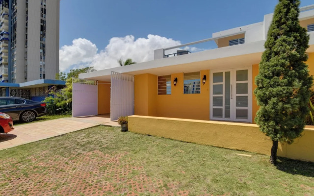 Private Heated Pool: Walk to Isla Verde Beach